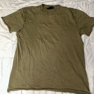 Ninth Hall olive plain t-shirt